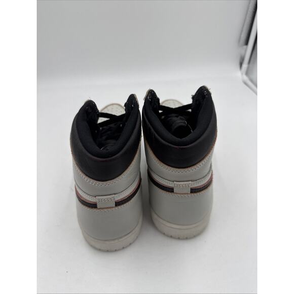 Size 9.5 - Air Jordan 1 Retro SB High NYC to Paris bs935 main image 4